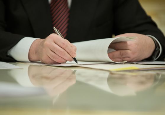 Порошенко подписал важный для украинского бизнеса закон